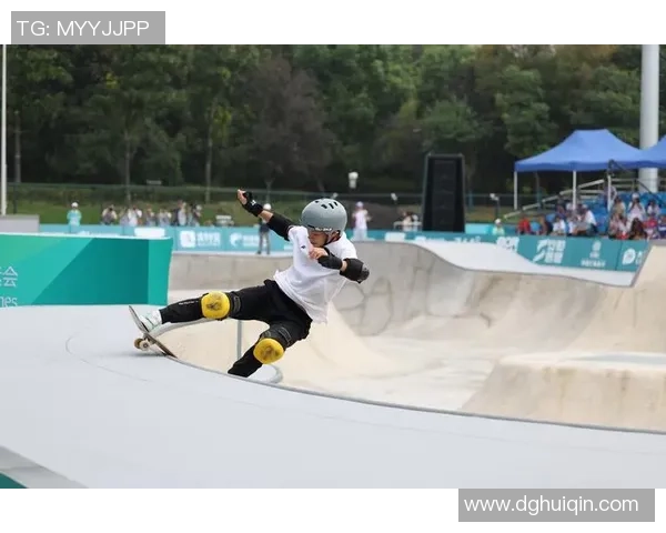 杭州滑板队与上海滑板队赛后复盘分析两队节奏与战术对比