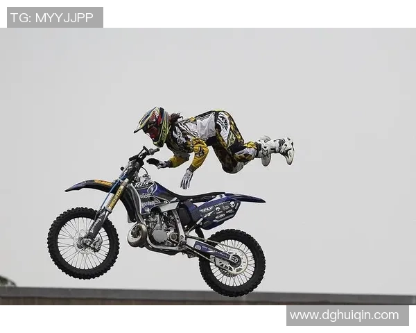 极限运动战术解析：上海极限运动队的创新区域防守策略与实践